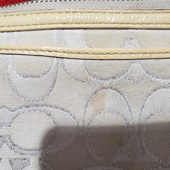 COACH POPPY Limited Edition Gold Wristlet Wallet Clutch Mini Bag purse tote - Picture 6 of 6